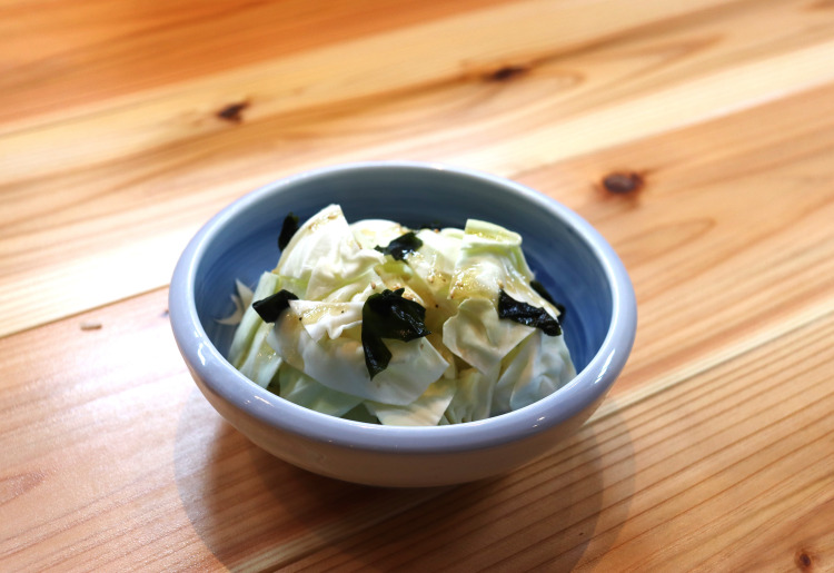 ▼やみつきキャベツ(塩ダレ)